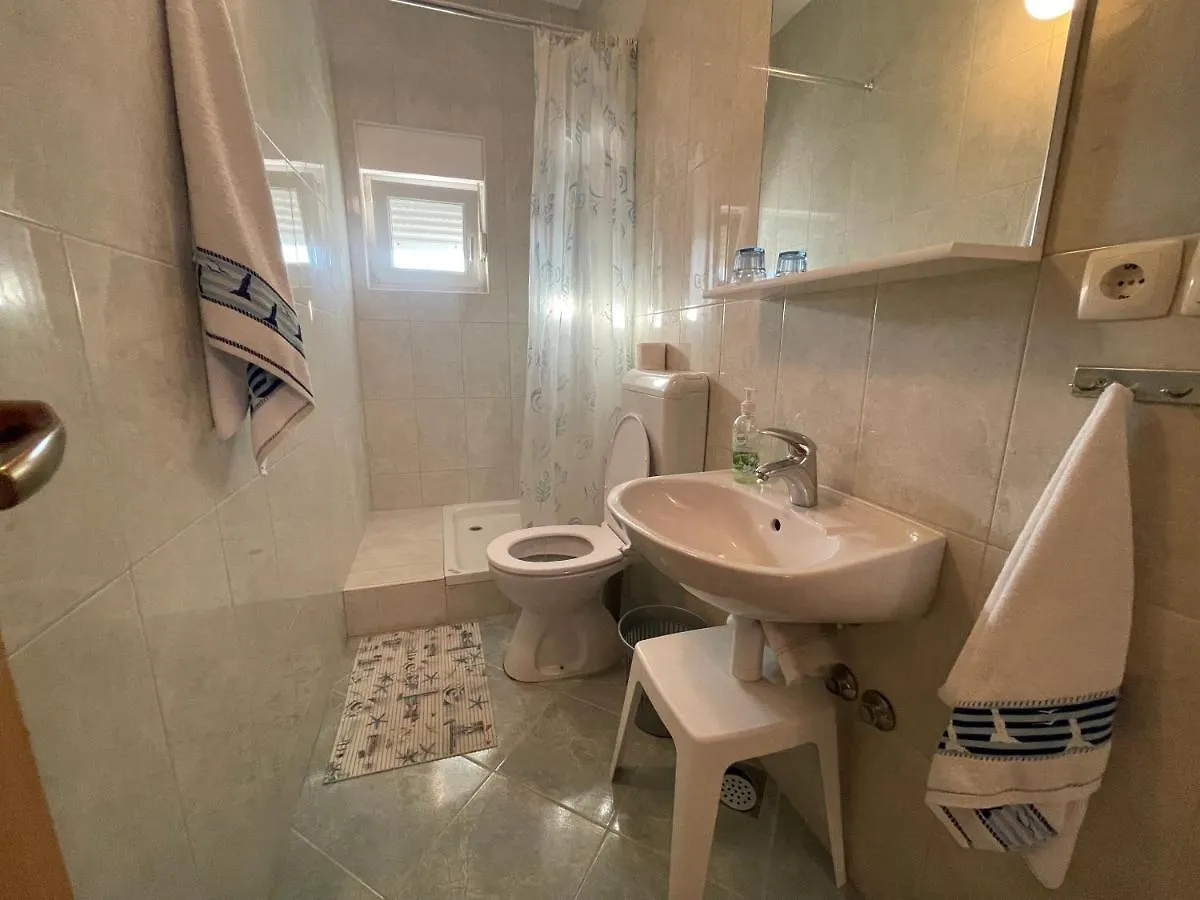 Apartments And Boat Rental Petra Spanjol - Crane And Moorings Banjol 0*,  Croatia
