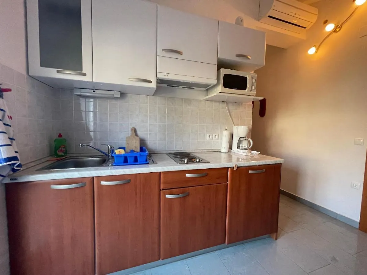 Apartments And Boat Rental Petra Spanjol - Crane And Moorings Banjol 0*,  Croatia