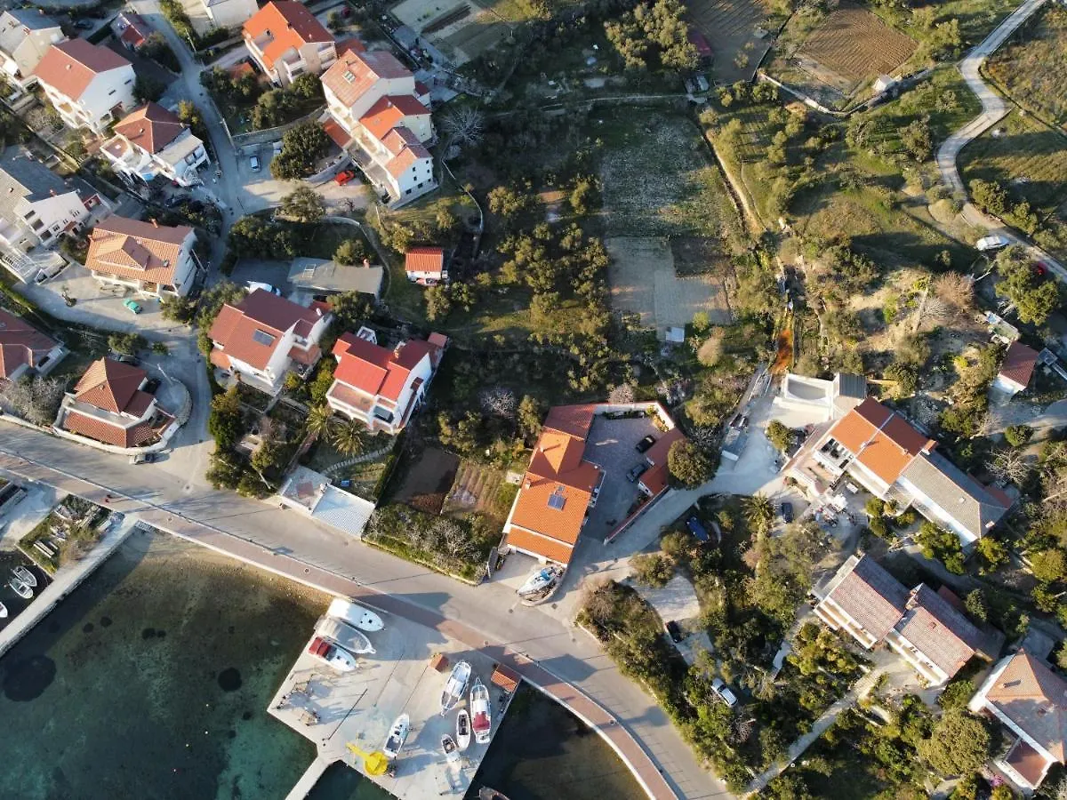 Apartments And Boat Rental Petra Spanjol - Crane And Moorings Banjol 0*,